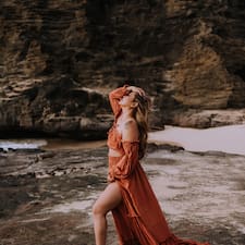 Angelena, Airbnb guest